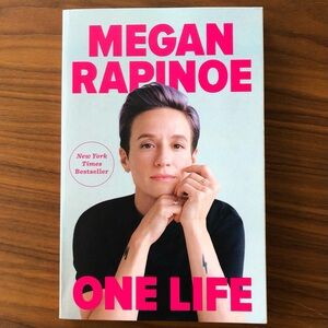 paperback book - memoir - one life by megan rapinoe